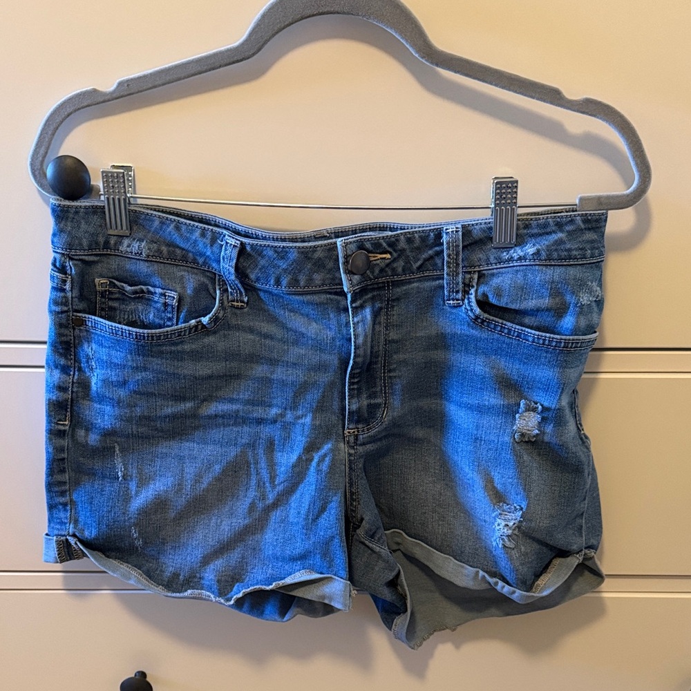 Medium Wash Denim Shorts Size 12